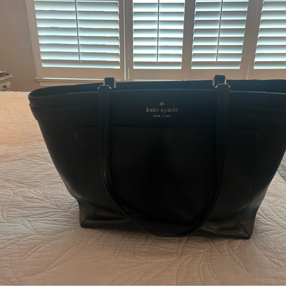 Elegant Black Leather Tote Bag Kate spade